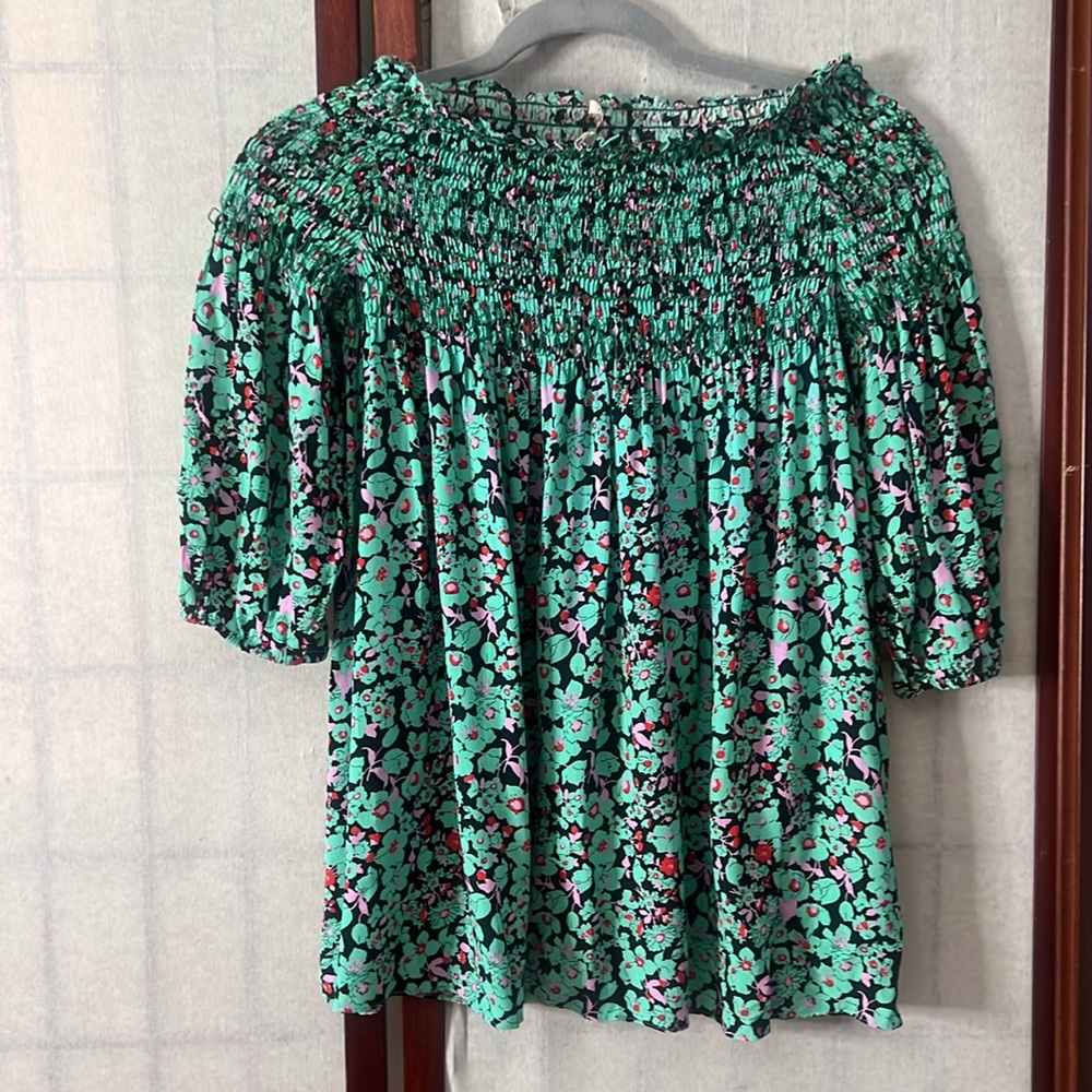 Maje Lafine Off the shoulder Smocked Green‎ Puff Sleeve Smocked Blouse Size 1